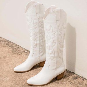 Billini Urson Boot - White